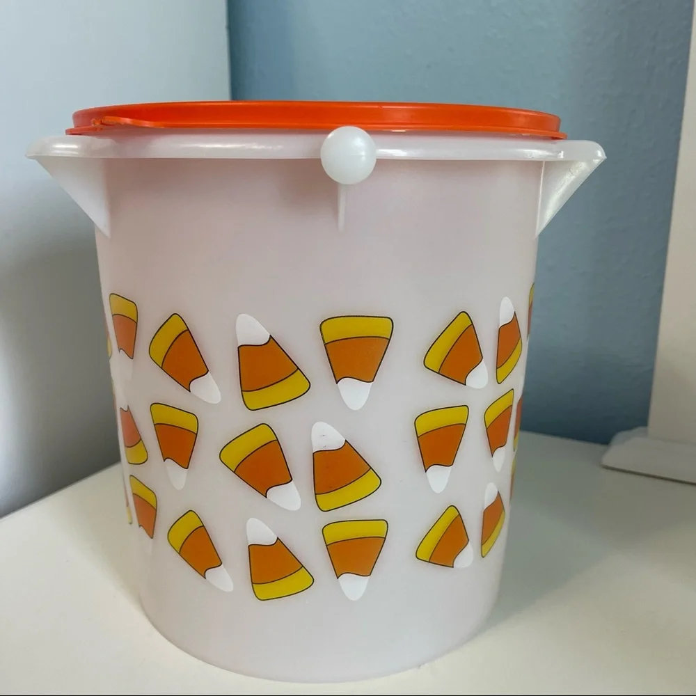 Tupperware X Large Canister Storage Contajner 8 1/2”H - Picture 3 of 10